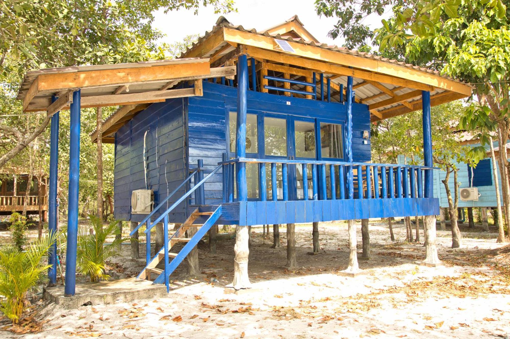 Koh Rong Beach Hostel And Bungalows Kaoh Touch Bagian luar foto
