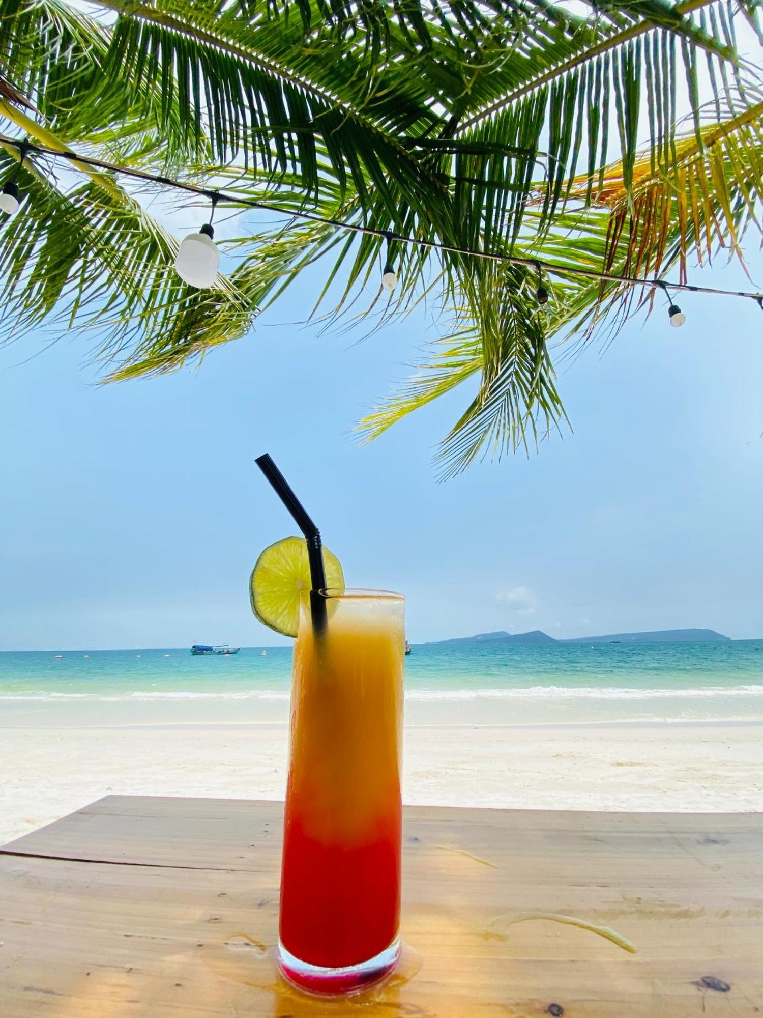 Koh Rong Beach Hostel And Bungalows Kaoh Touch Bagian luar foto