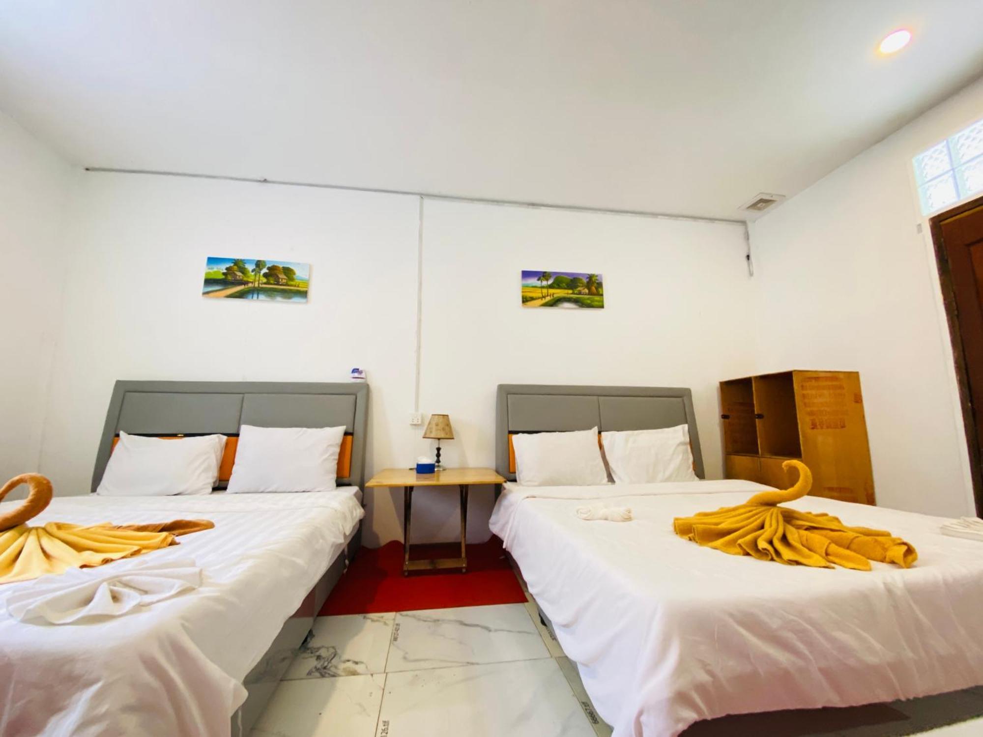 Koh Rong Beach Hostel And Bungalows Kaoh Touch Bagian luar foto