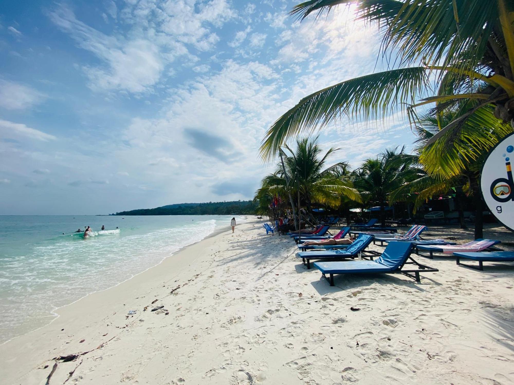 Koh Rong Beach Hostel And Bungalows Kaoh Touch Bagian luar foto