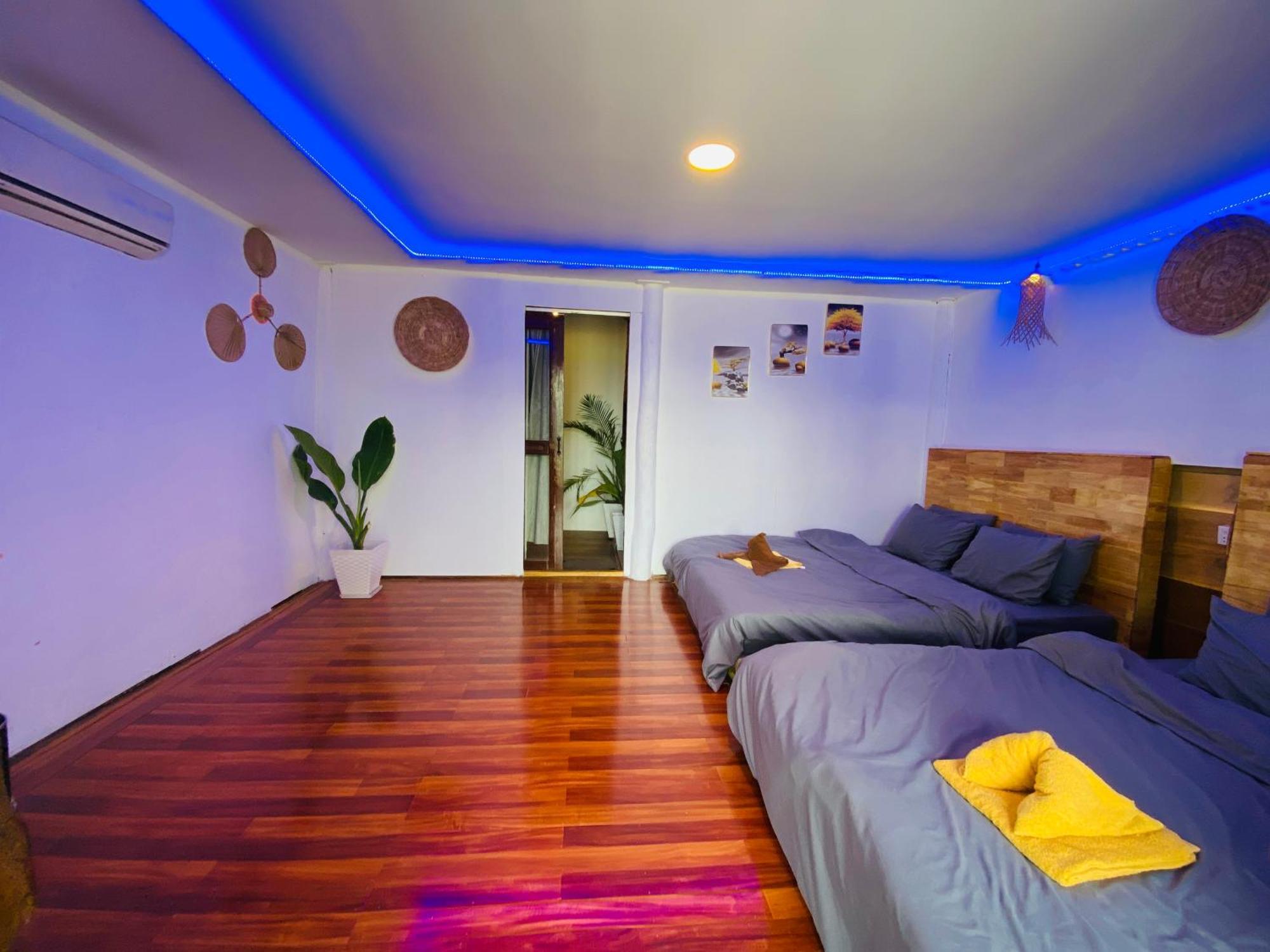 Koh Rong Beach Hostel And Bungalows Kaoh Touch Bagian luar foto